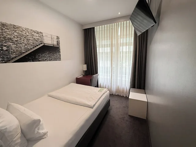 غرفة قياسية بسرير فردي، Garner Hotel Berlin - Gendarmenmarkt by IHG 1/13