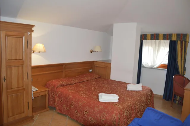غرفة رباعية، Antica Marina Hotel 5/9
