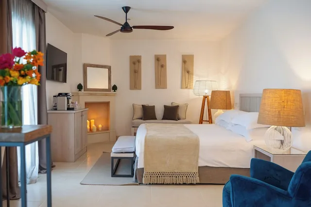 جناح تنفيذي بسرير كينج بإطلالة على البحر، Canne Bianche Lifestyle Hotel 5/8