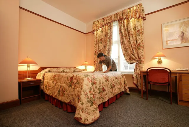 غرفة قياسية بسرير كوين، Victoria Hotel 8/9