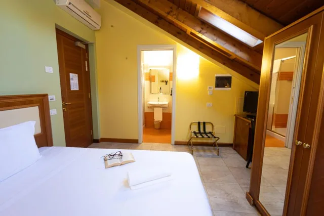 Superior, Single, Partial View، Hotel Belvedere San Gottardo by LVG Hotel Collection 2/10