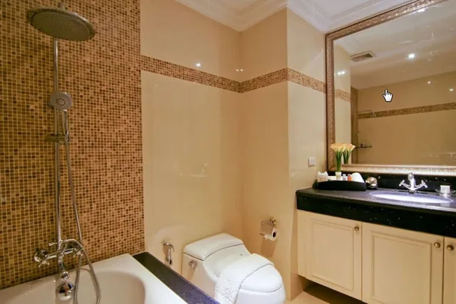 غرفة سوبيريور بسرير كينج، LK Miracle Suite 5/5