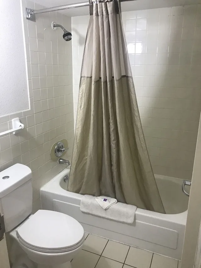 غرفة ديلوكس بسرير كينج للمدخنين لذوي الإعاقة، Motel6 Houston Tx East 9/10