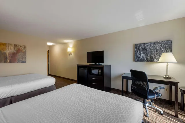 Standard, Best Western Plus Omaha Airport Inn 1/3