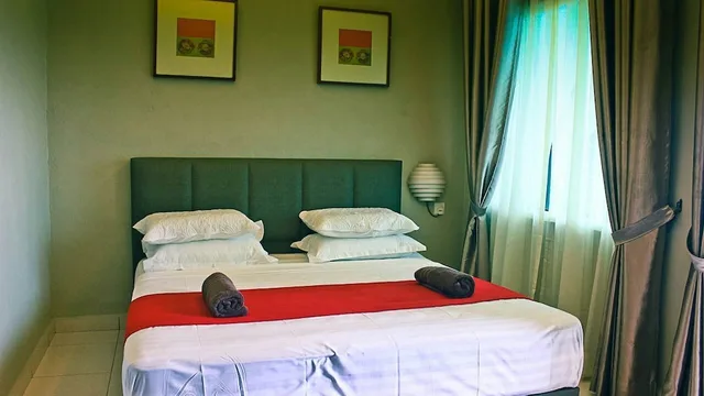 Superior, Destini Akef Villa 3/4