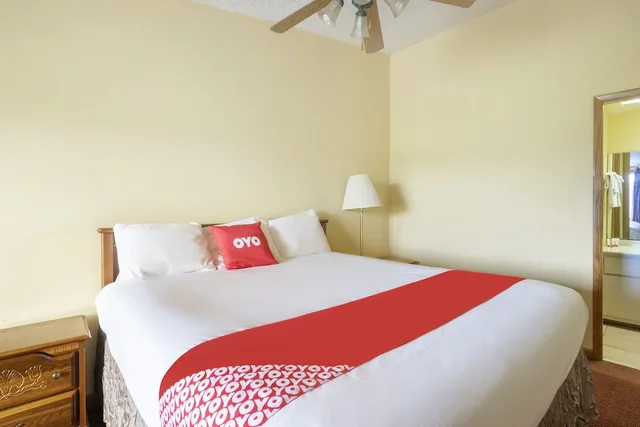 شقة بسريرين كينج بغرفتي نوم، OYO Hotel Daleville AL Hwy 84 3/6