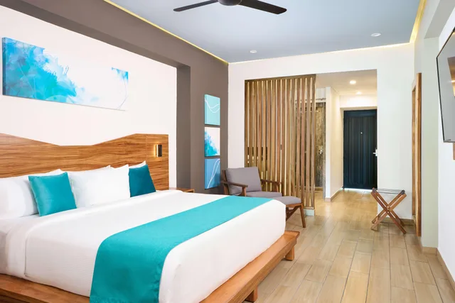 Deluxe, Partial View، Cristalino Lagoon Front Hotel, Restaurant & Spa 3/3