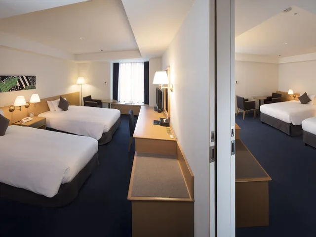 Connecting, 4 Beds, East Wing، Sapporo Grand Hotel 1/7