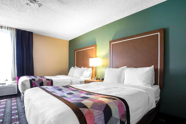 غرفة رباعية بسريرين كوين، Comfort Inn West Valley - Salt Lake City South 2/5
