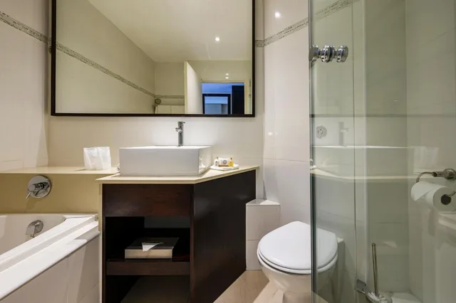 غرفة قياسية بسرير كينج، The Paxton Hotel 4/10