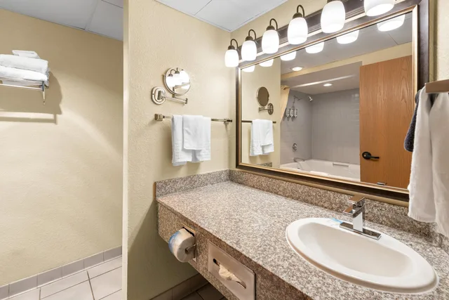 غرفة بسريرين منفصلين، Best Western Center Pointe Inn 4/4