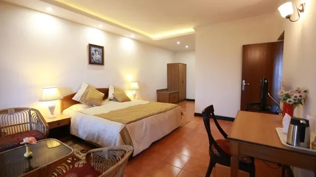 Deluxe, Double Bed, Hill View، Woodsvilla Resort 2/5