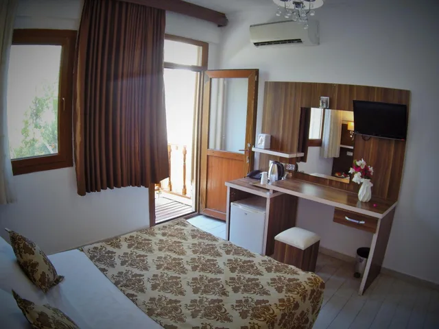 غرفة قياسية بسرير مزدوج أو سريرين منفصلين، Manuela Hotel 5/6