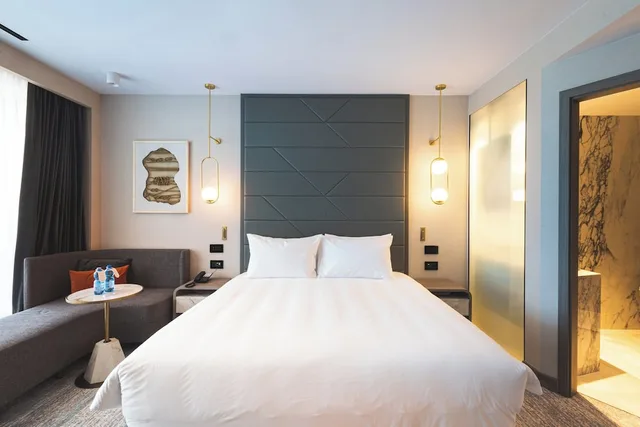 Premium, Single Bed, Crowne Plaza Constanta Mamaia Beach 2/9
