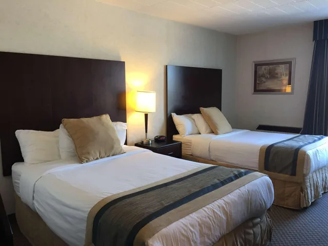 Room, 2 Queen Beds, Best Western Milton 2/6