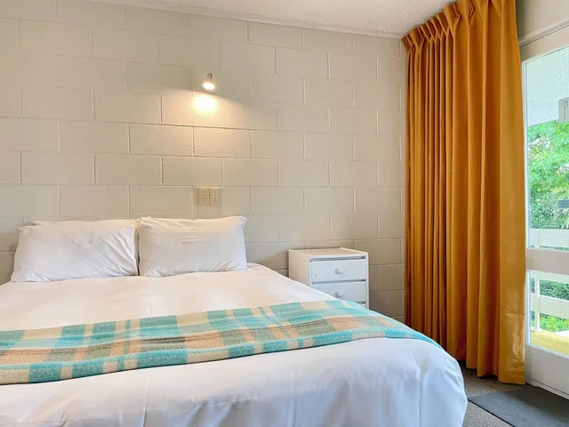 استوديو بسرير كوين بمطبخ صغير، Mt Eden Motel 1/9