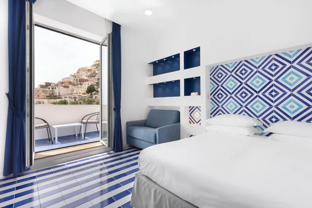 Comfort, Double or Twin Bed, Sea View, Balcony, La Bougainville 1/10