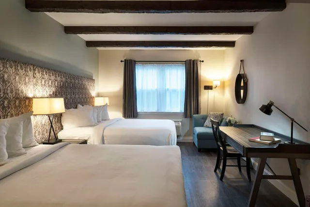 Upgrade, 2 Queen Beds، The Century House Ascend Hotel Collection 6/10