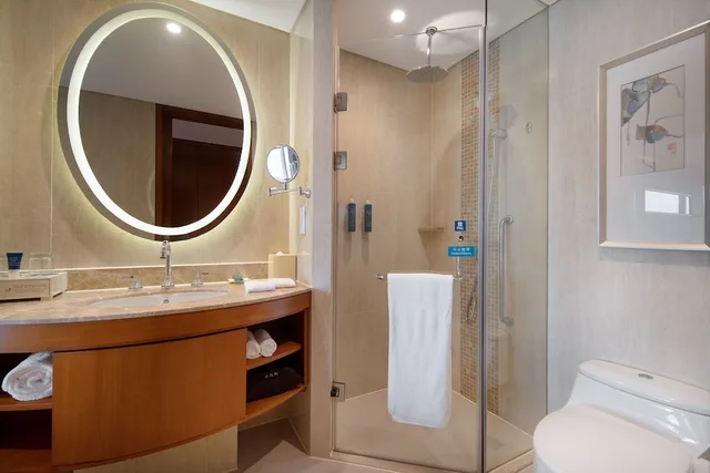 Premium, King Bed, Partial Lake View، Four Points by Sheraton Suzhou 5/5