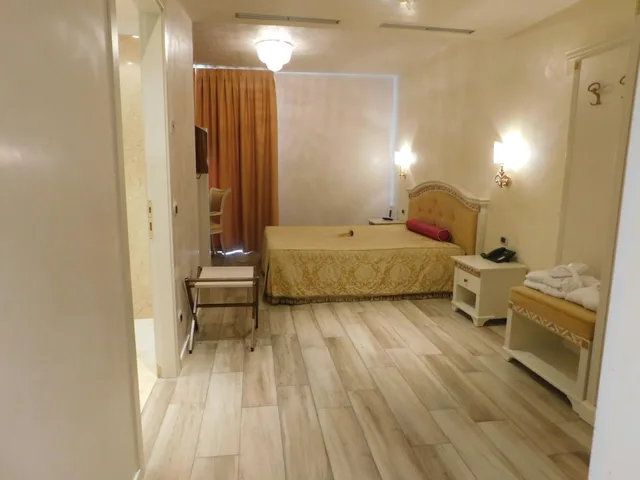 غرفة بسرير كينج بجاكوزي، Palace Hotel la Conchiglia D Oro 5/6