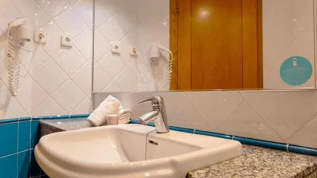 استوديو بسرير كوين بشرفة، Rosamar Ibiza Hotel 4/4