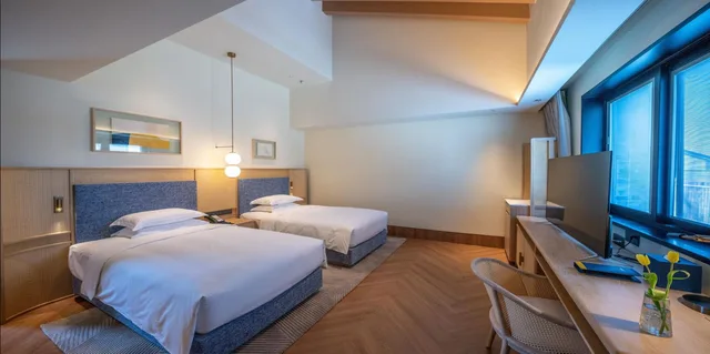 Standard, 2 Double Beds, Outdoor Living Area، voco Nanjing Garden Expo an IHG Hotel 4/4