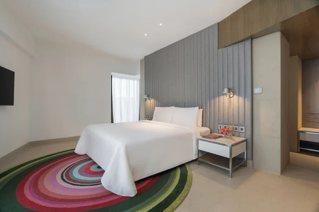 Silver، Avasa Hotels 7/8