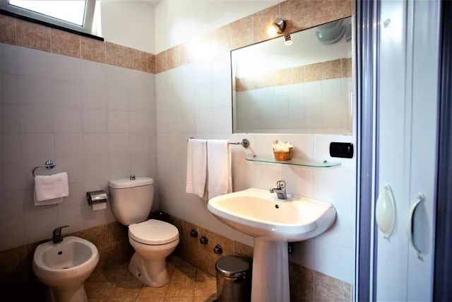 Room, Single, Marabel Hotel 2/2