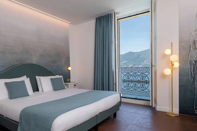 غرفة ديلوكس بسرير مزدوج بإطلالة على البحيرة، Grand Hotel Menaggio 2/10
