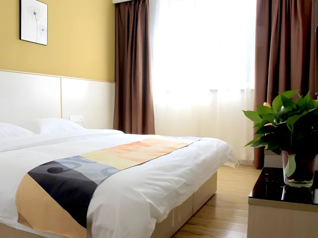 Fashion, Superior, Double Bed، Shell Xingtai Railway Station South Xinhua Road Hotel 1/2