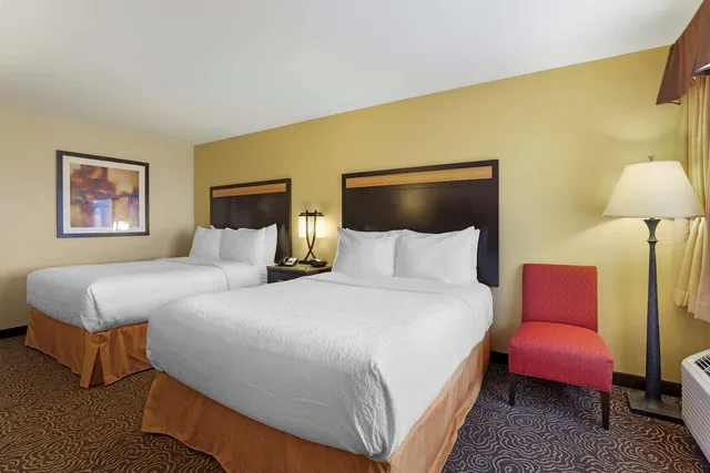 غرفة بسريرين كوين بإطلالة على الجبل، Best Western Plus Castle Rock 3/4