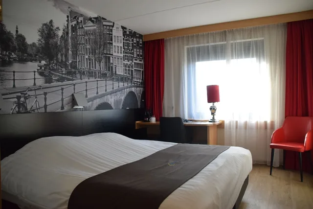 غرفة كومفورت بسرير كينج، BASTION HOTEL AMSTERDAM AMSTEL 1/2
