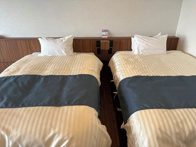 Room, Twin Beds, Lake View, Hotel Shion 1/4