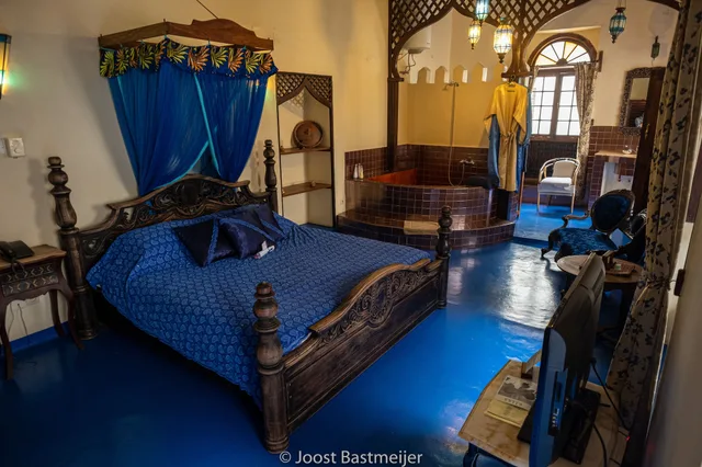 جناح رومانسي بسرير كينج بشرفة، Zanzibar Palace Hotel 2/2