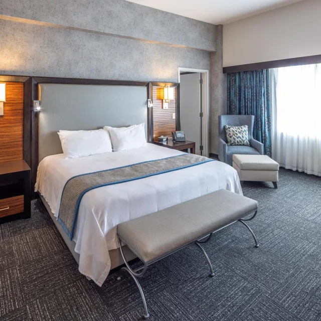 Junior Suite, King Bed, Akwesasne Mohawk Casino Resort 2/5