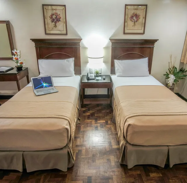غرفة ديلوكس بسريرين منفصلين، Fersal Hotel P Tuazon Cubao 7/8
