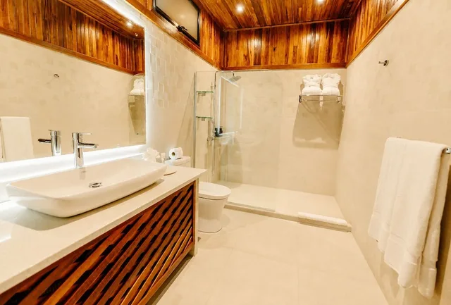 Room, 2 Queen Beds, Gulf View، Heliconia 10/10