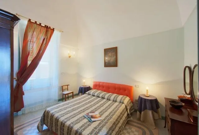 Superior, Queen Bed, Residence Villa Raffaella 1/10