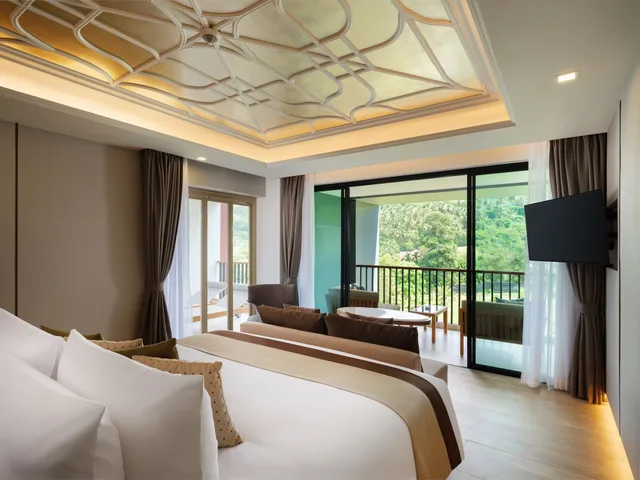 Deluxe Suite with Whirlpool Bath, Sea View, 1 King Bed، Avista Grande Phuket Karon MGallery 1/10