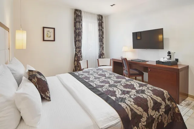غرفة قياسية بسرير مزدوج أو سريرين منفصلين، Marmont Heritage Hotel 3/10