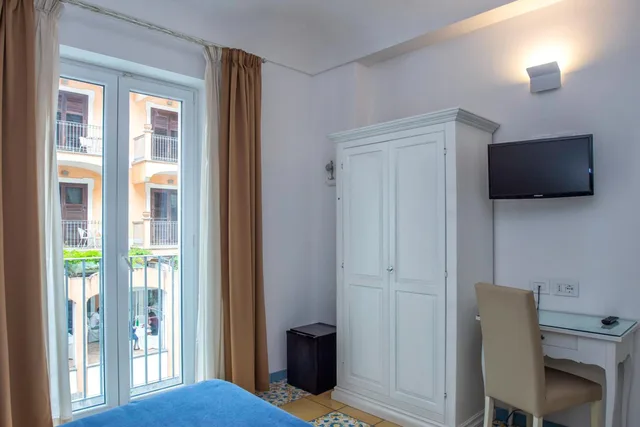 غرفة قياسية بسرير مزدوج، Hotel Settebello 3/6