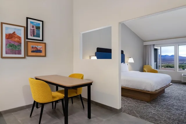 Studio, King Bed, Accessible, Hampton Inn & Suites by Hilton Mesquite 3/5