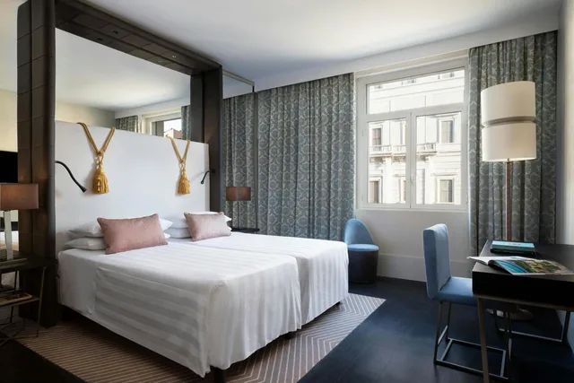 Deluxe, King Bed, Urban View، Sina Bernini Bristol, Autograph Collection 5/7