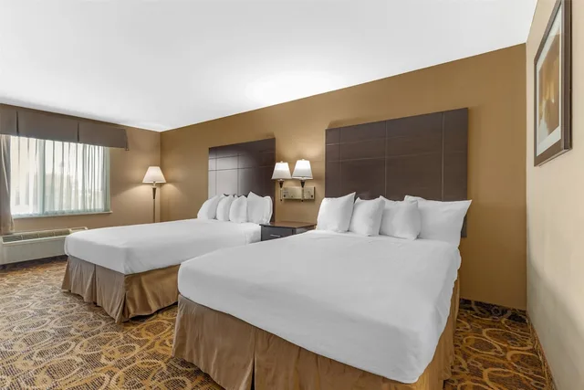 غرفة قياسية بسريرين كوين، Best Western Northwest Inn 5/10