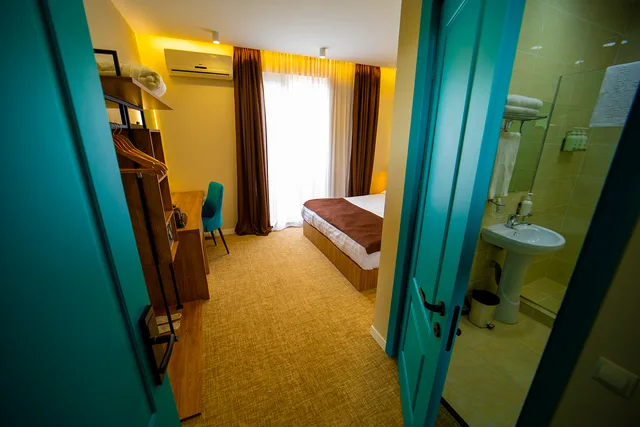 غرفة قياسية بسرير مزدوج أو سريرين منفصلين، City Inn Tbilisi 5/8