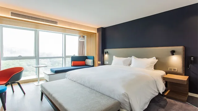 جناح بسرير كينج بغرفة نوم واحدة، Holiday Inn Express Jiangmen Jianghai 1/6