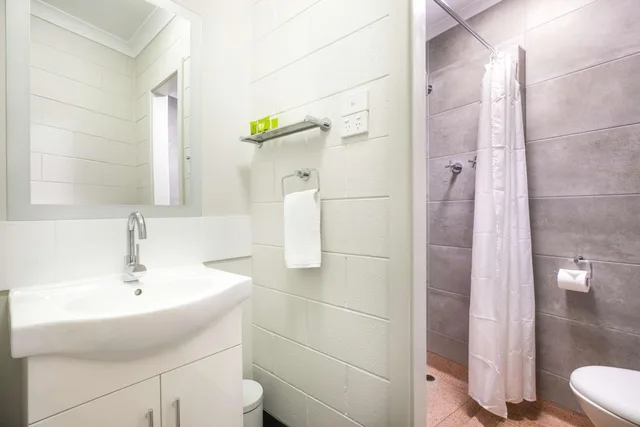 غرفة عائلية بغرفتي نوم، Hendon Hotel 8/10