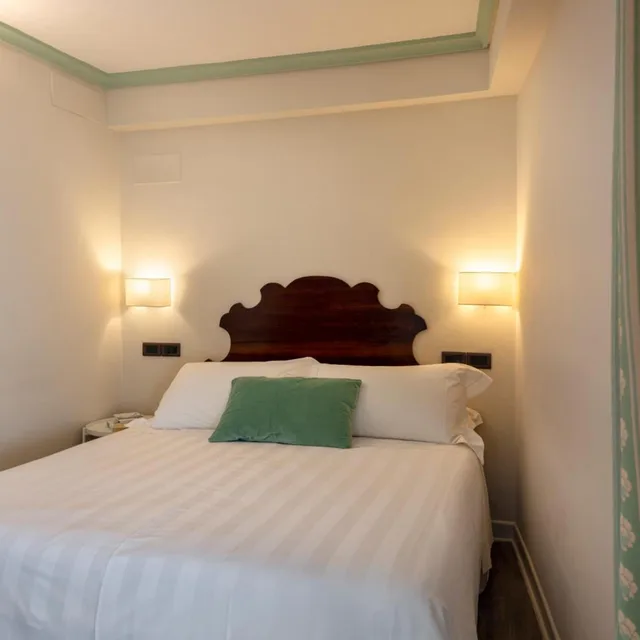 Room, Double Bed, Small, Fontebella 1/3