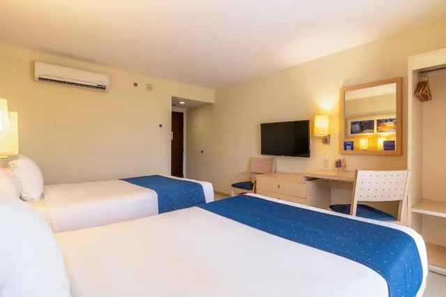 غرفة قياسية بسرير مزدوج، City Express by Marriott Playa Del Carmen 1/1