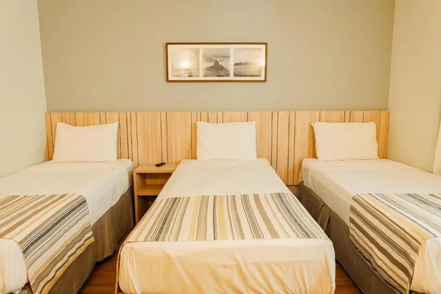غرفة قياسية بثلاثة أسرّة، Days Inn by Wyndham Rio De Janeiro Lapa 1/6